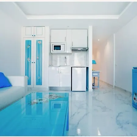 New Sea& Sun Ponderosa Apartment, In Costa Adeje Апартаменти *