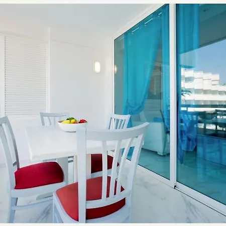 Апартаменти New Sea& Sun Ponderosa Apartment, In Costa Adeje *