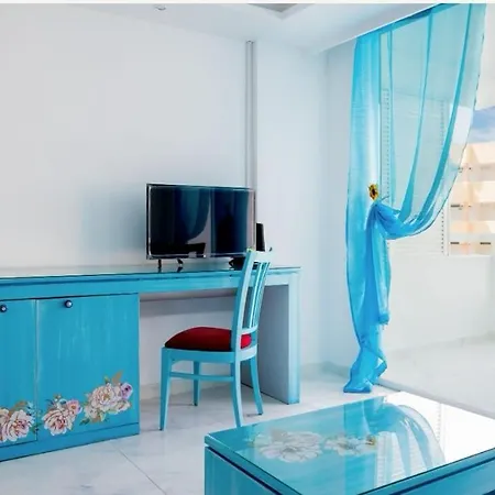 New Sea& Sun Ponderosa Apartment, In Costa Adeje Апартаменти